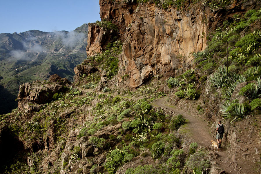 Wanderweg über dem Barranco von Chinguarime