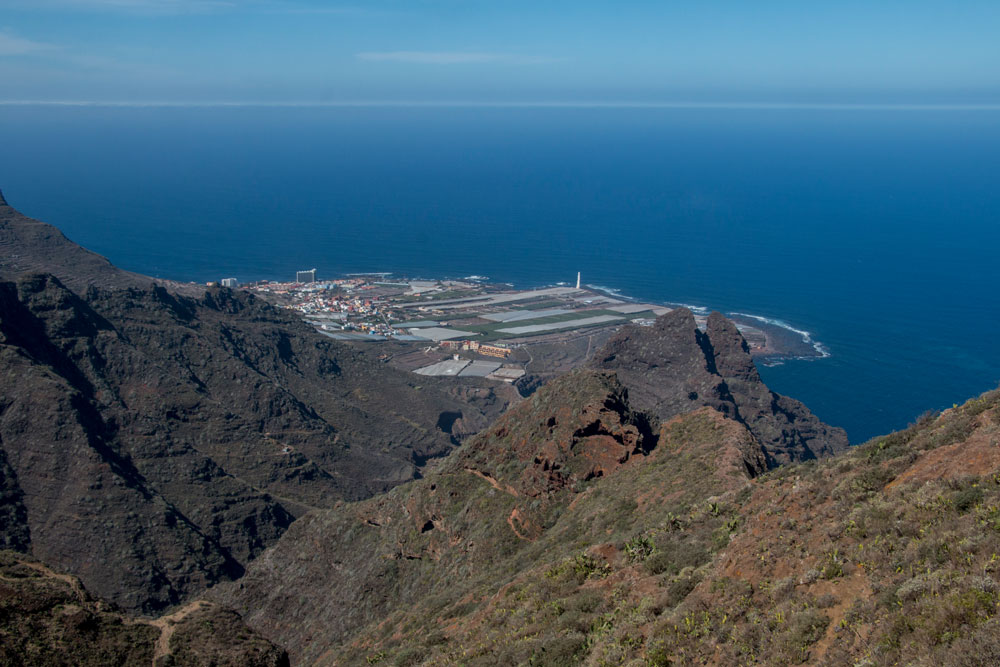 Blick aus der Höhe zur Punta Hidalgo