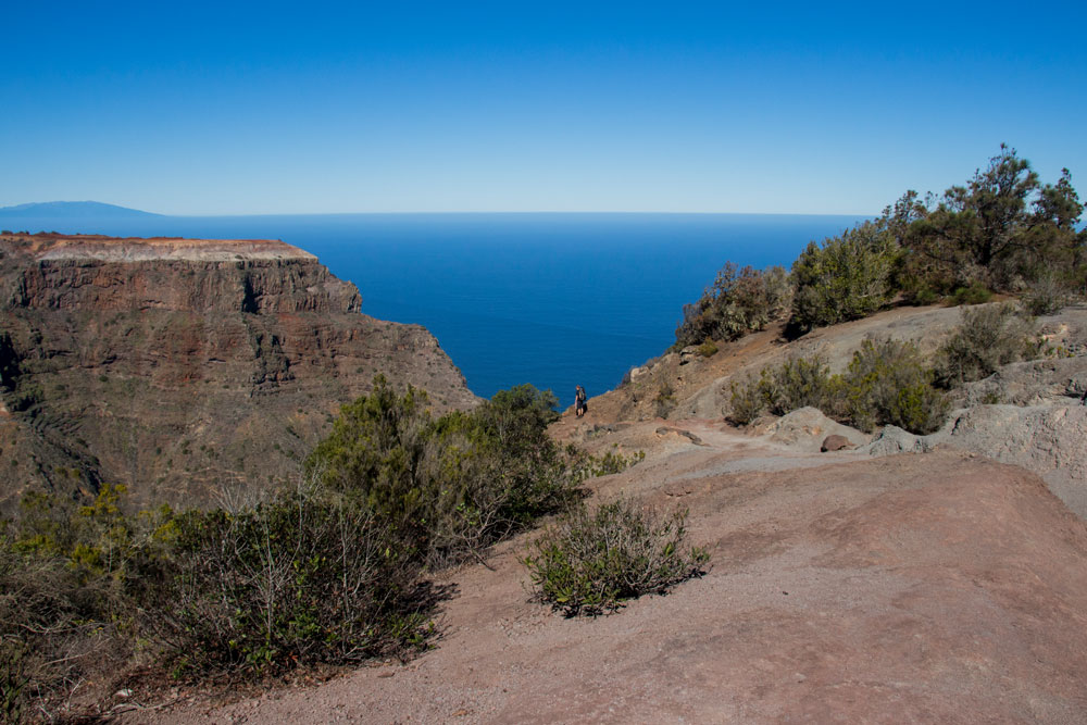 Blick aus der Höhe - im Hintergrund La Palma