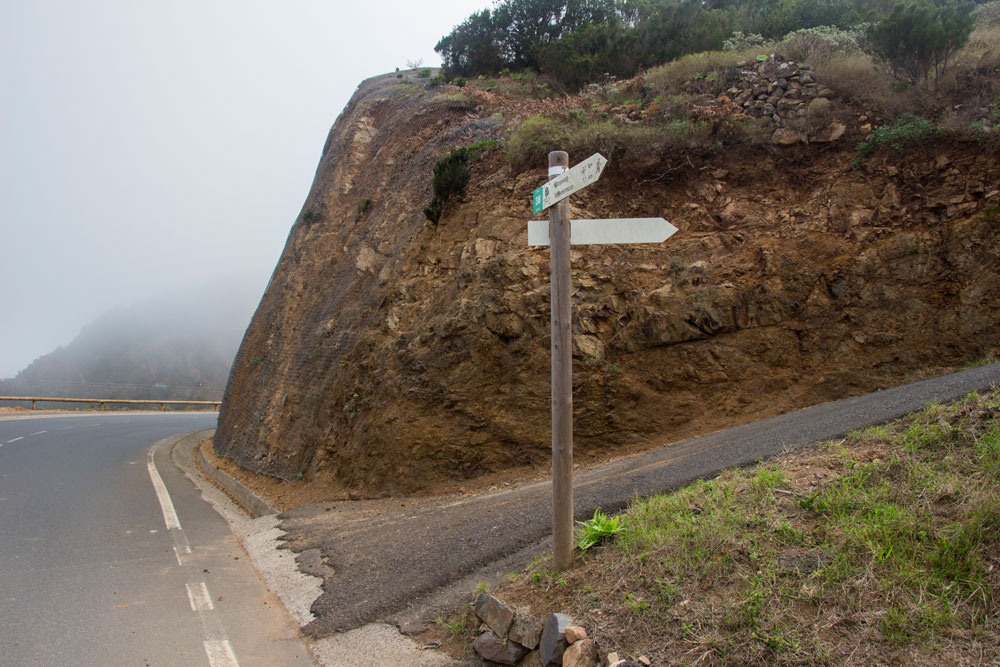 Wanderweg quert die GM-1 auf dem Rückweg