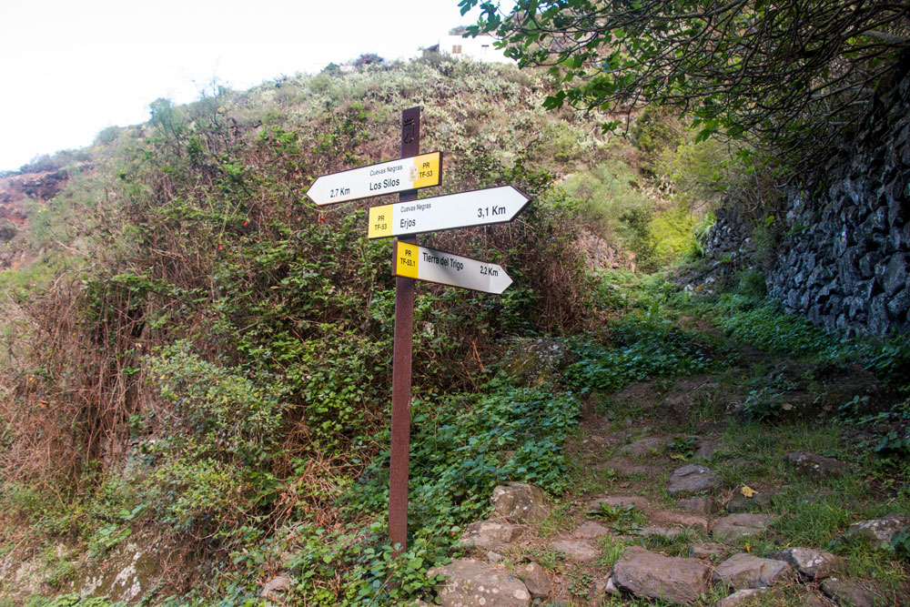 Wanderkreuzung bei Cuevas Negras nach Tierra del Trígo