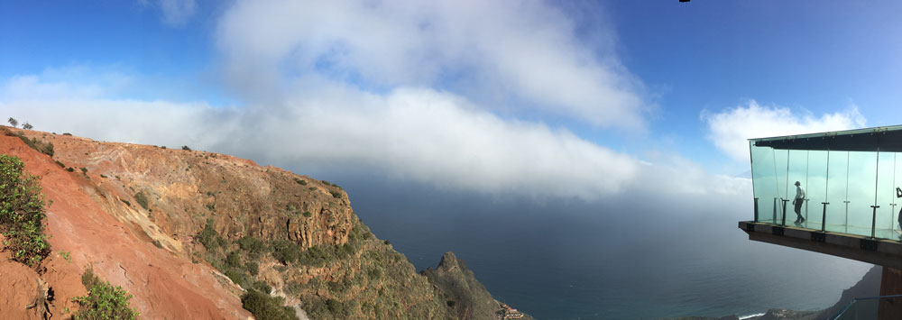 La Gomera - gläserner Mirador Abrante bei Agulo
