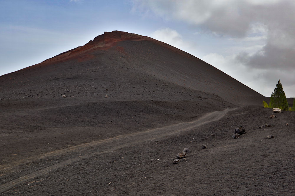 die Montaña Negra