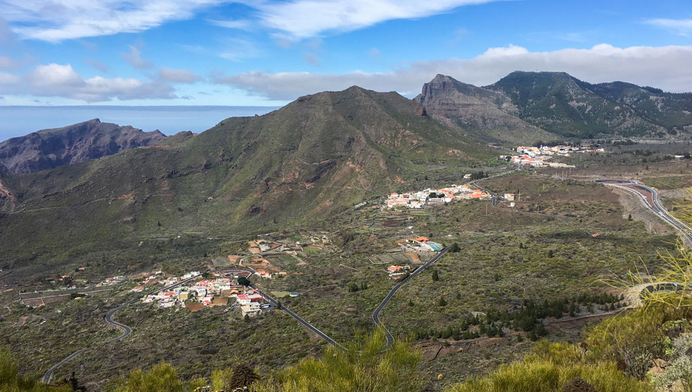 Blick auf das Santiago Tal mit Santiago del Teide