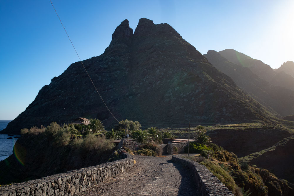 Roque dos hermanos bei Punta del Hidalgo