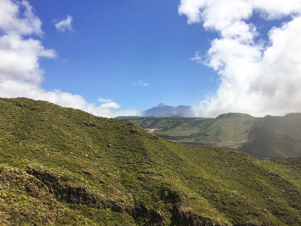 view from the plateau direction Teide