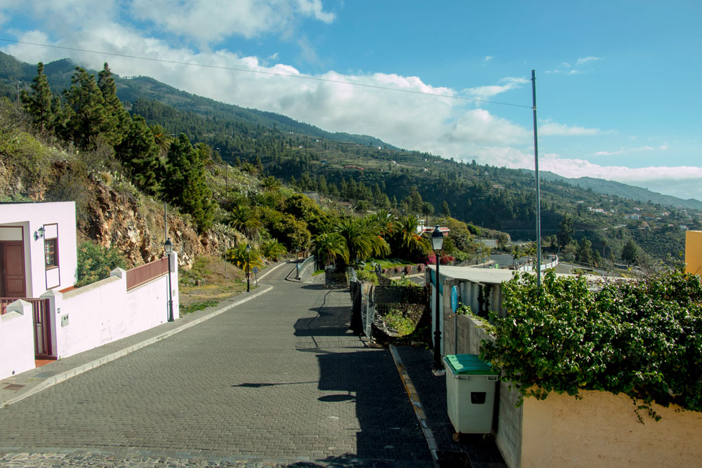 Calle Calvo Sotelo in Tijarafe