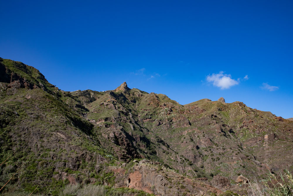 Taborno with its Roque seen from Afur