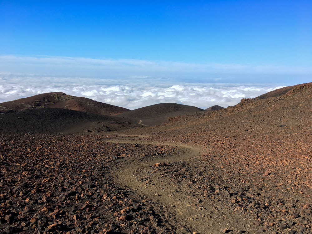 Hiking route through the volcano stones to Pico Viejo