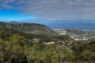 Panorama - Blick aus der Höhe auf die Norküste