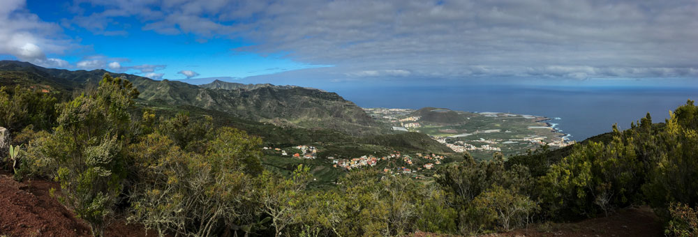 Panorama - Blick aus der Höhe auf die Norküste