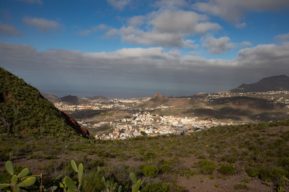 Blick vom Vorberg Roque del Jama auf die Südostküste von Teneriffa