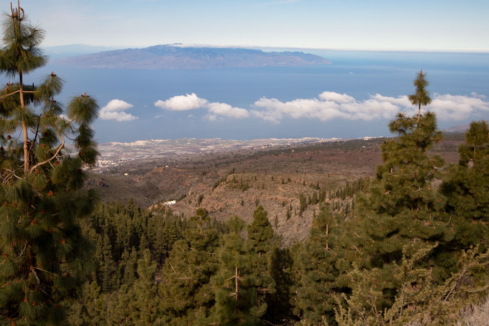 Blick auf La Gomera, El Hierro und die Südküste von Teneriffa