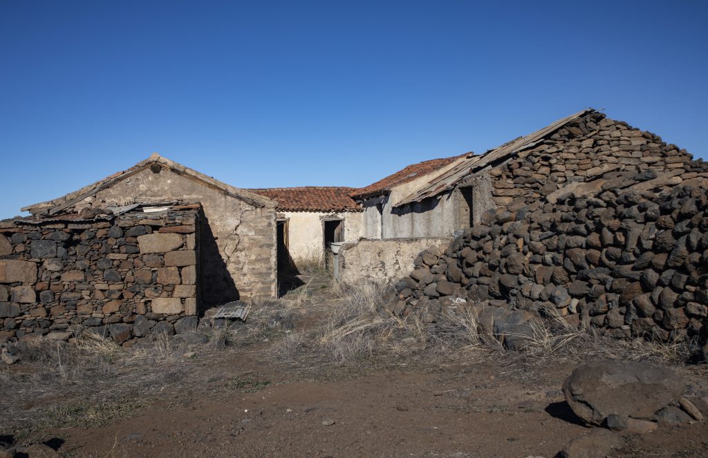 Abandoned Finca at the roadside