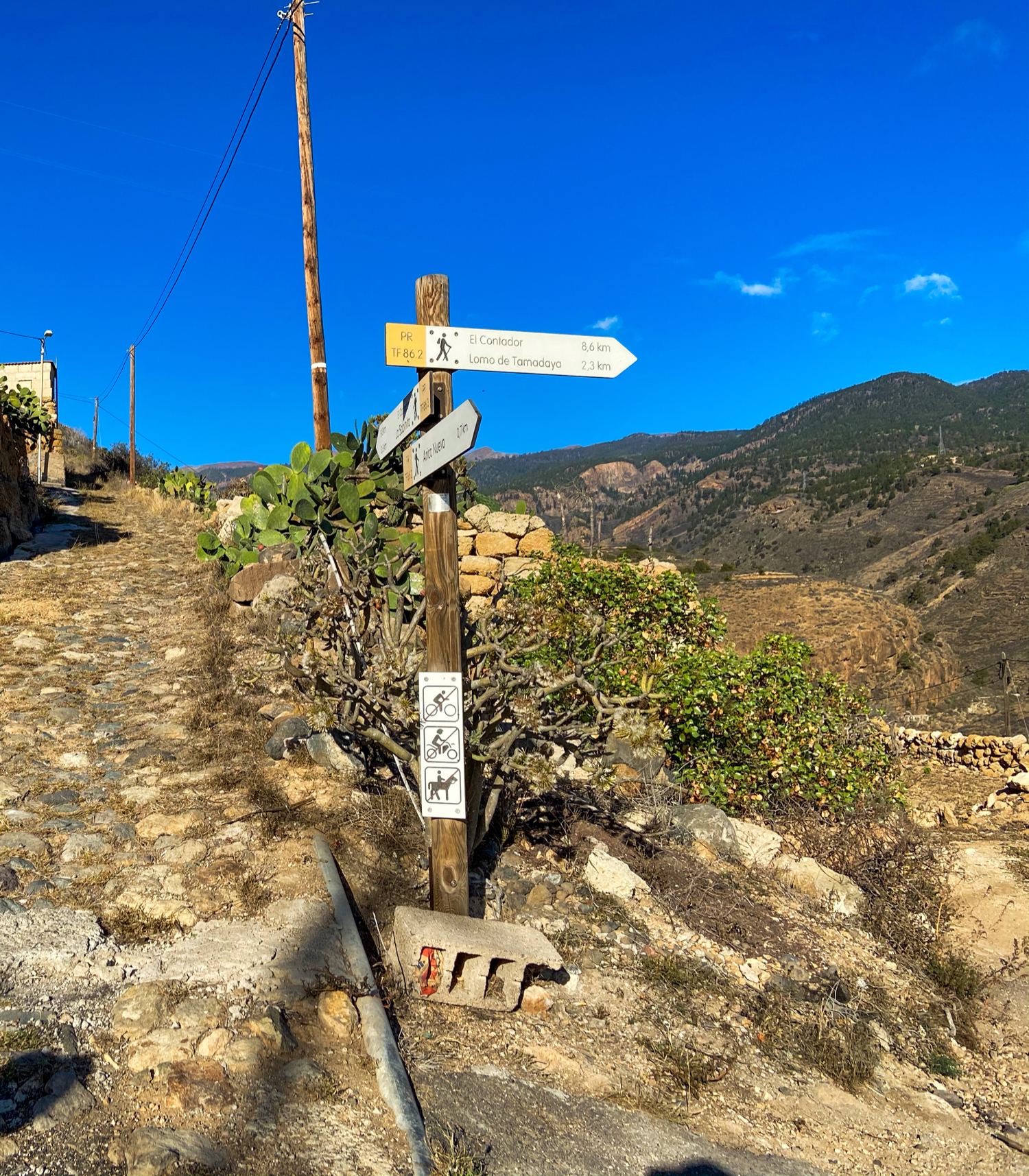 Wanderkreuzung in La Degollada