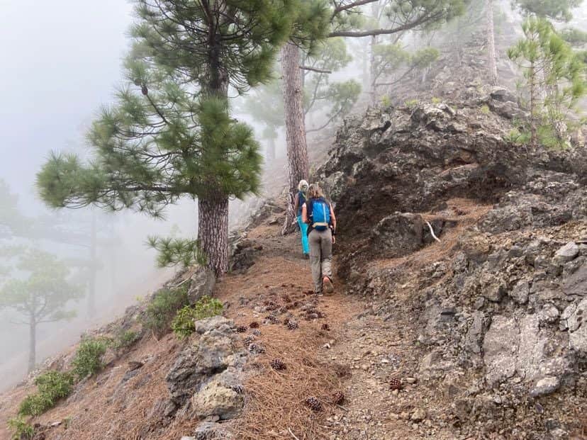 Wanderweg durch die Wolken zum Pico Igonse