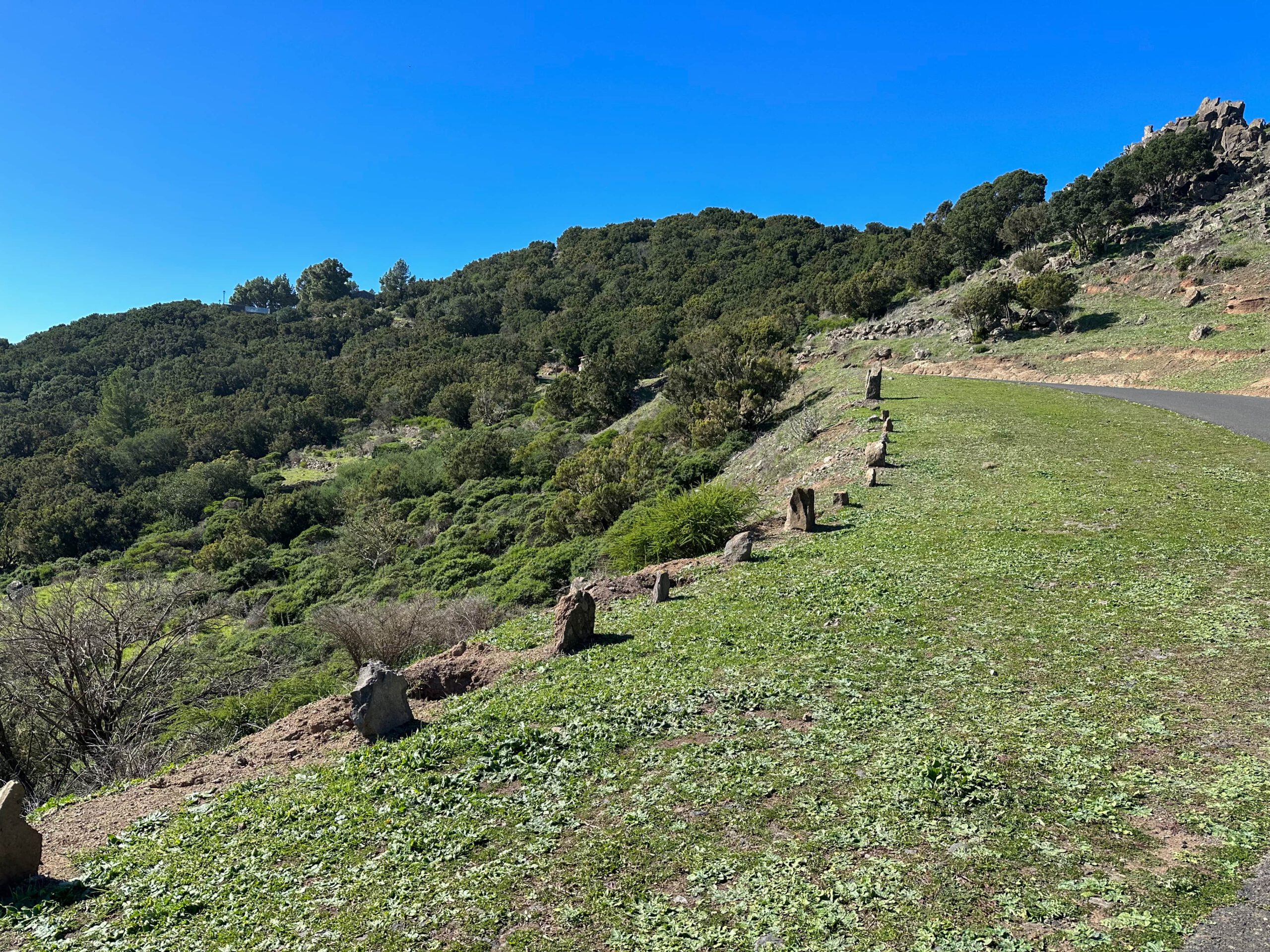 Wanderweg GR 131 vor der Ermita de Nuestra Señora de Las Nieves