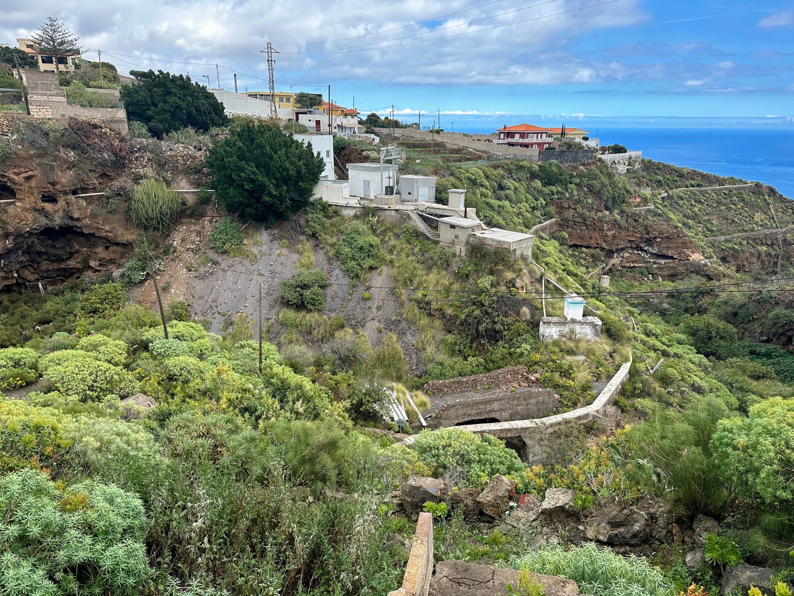 Barranco Hondo - Ort und Schlucht - Blick von der Straße Ausgangsort der Wanderung