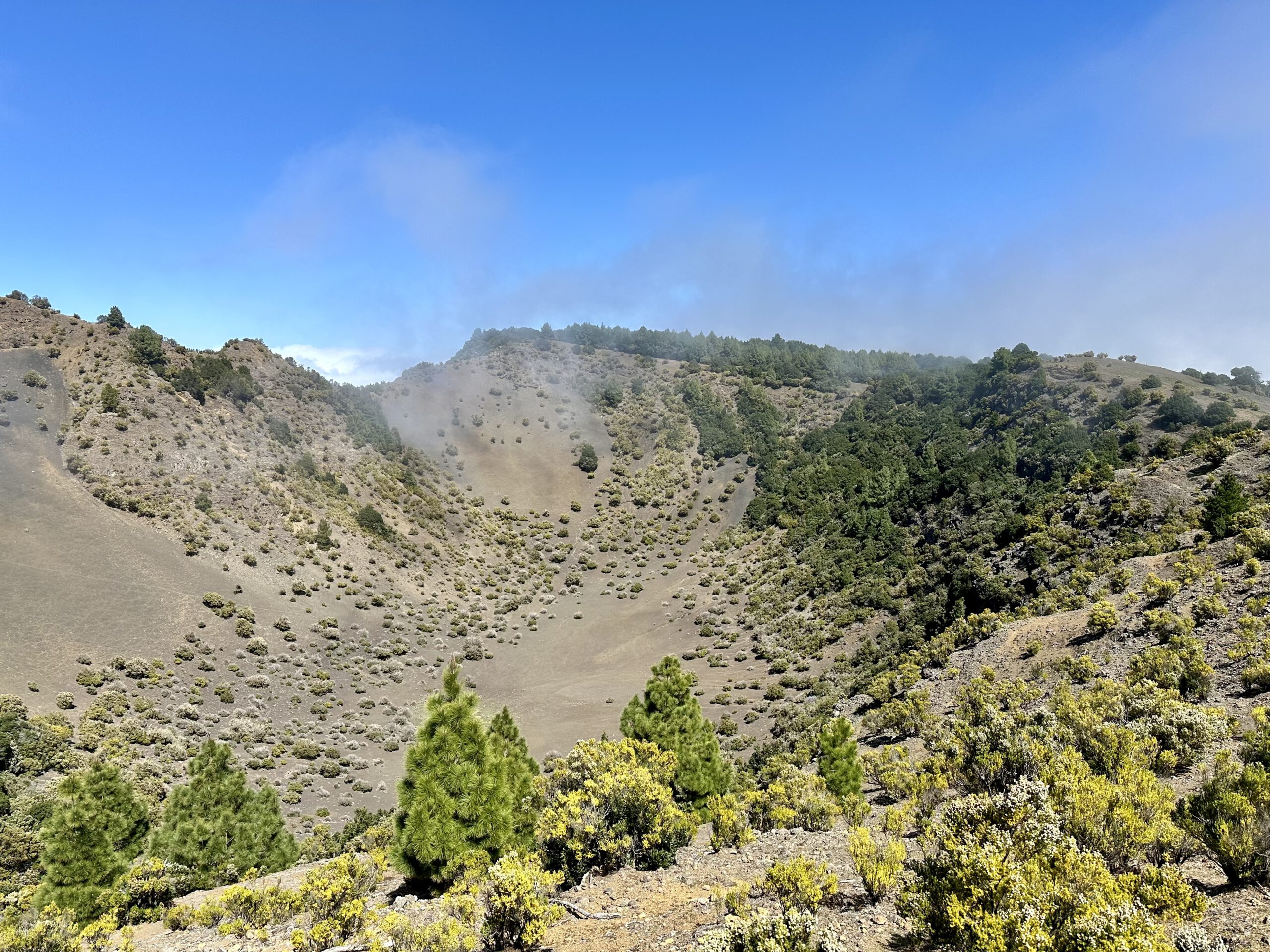 Auf der Cumbre am Mirador Geiste Hoya de Fireba - Camino de la Virgin