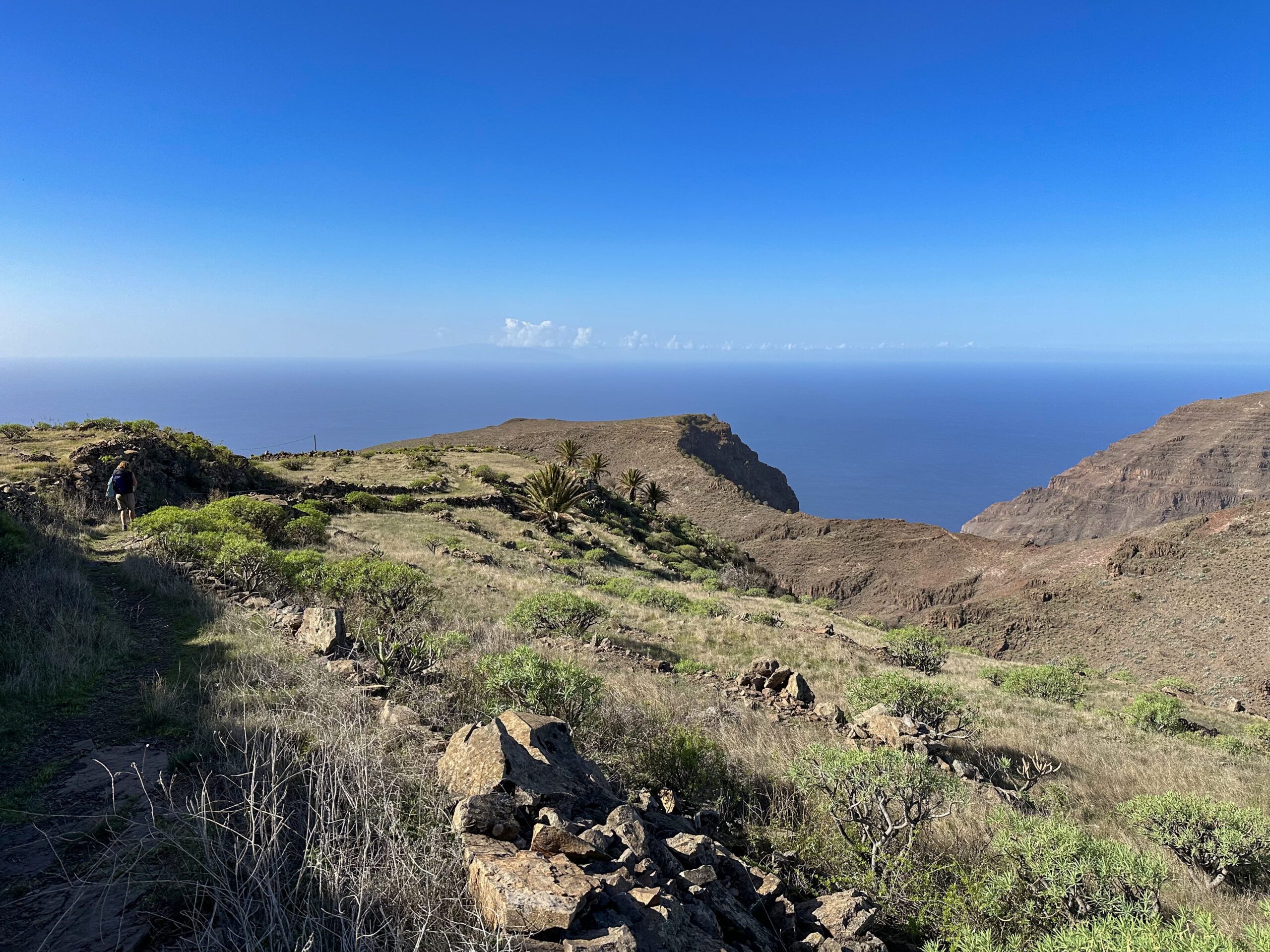 Wanderweg oberhalb des Valle Gran Rey vor dem kleinen Weiler Gerián