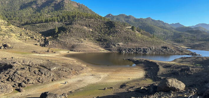 der Rest des verbliebenen Wassers in der Presa de Las Niñas