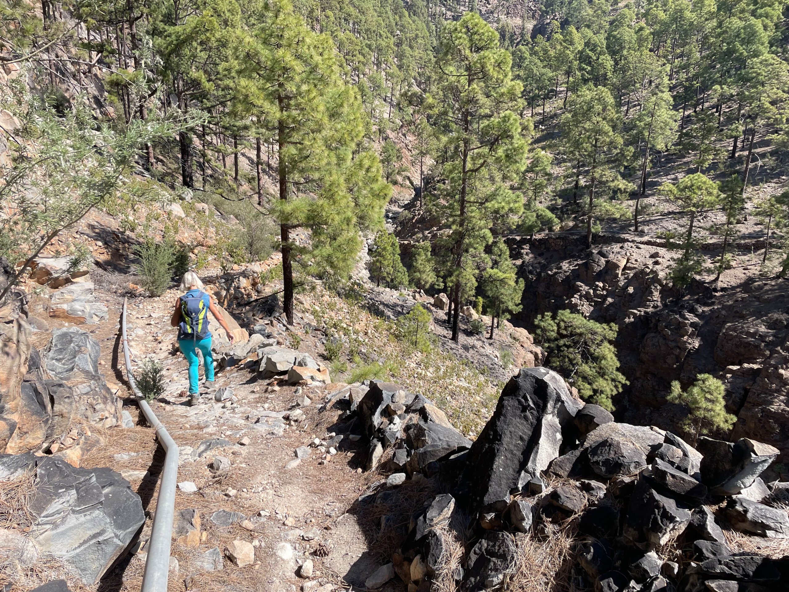 Wanderweg hinunter....