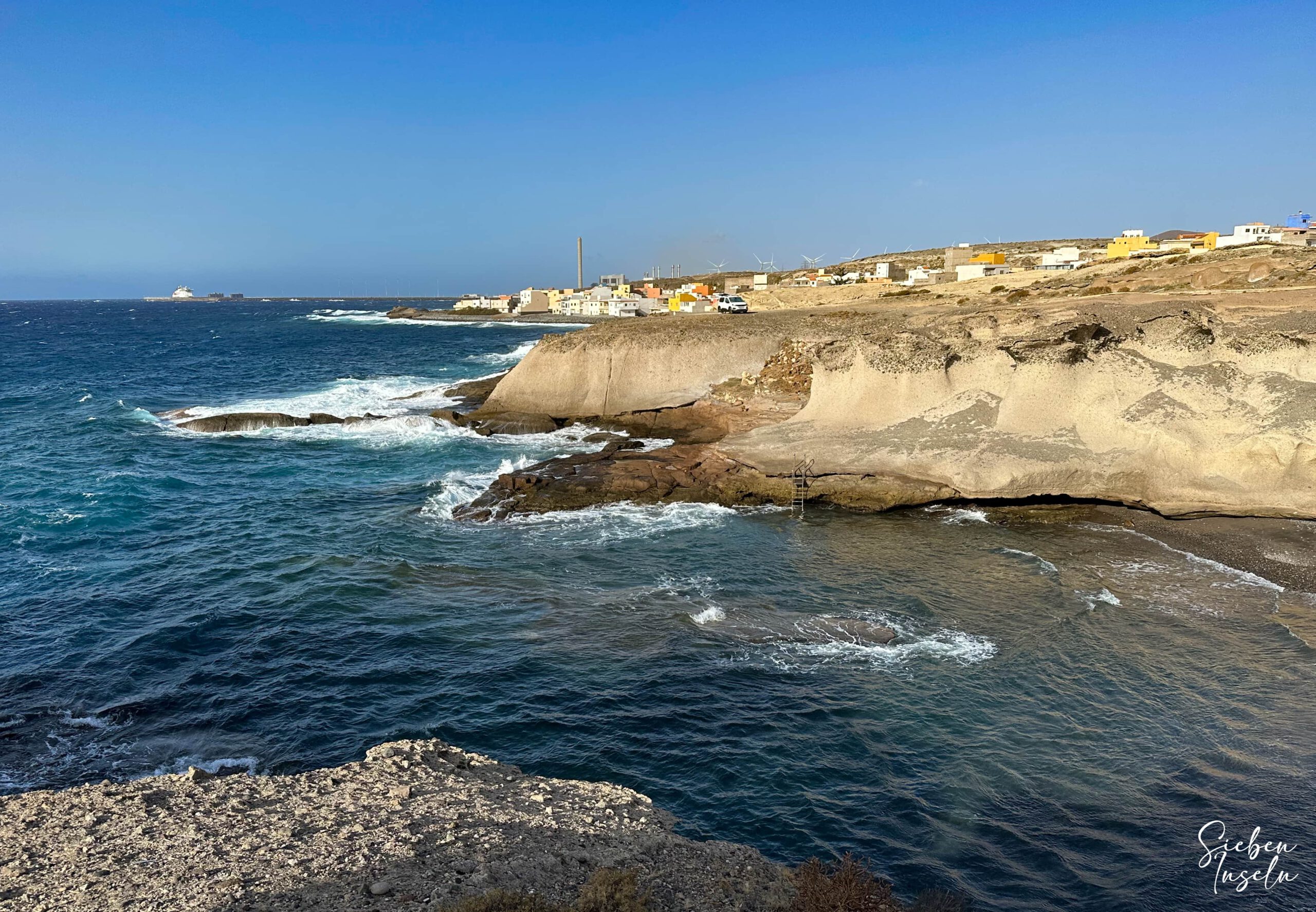 View back to La Caleta