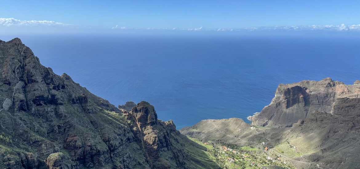 Blick vom Mirador hinunter nach Taguluche