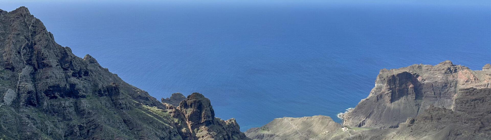 Blick vom Mirador hinunter nach Taguluche